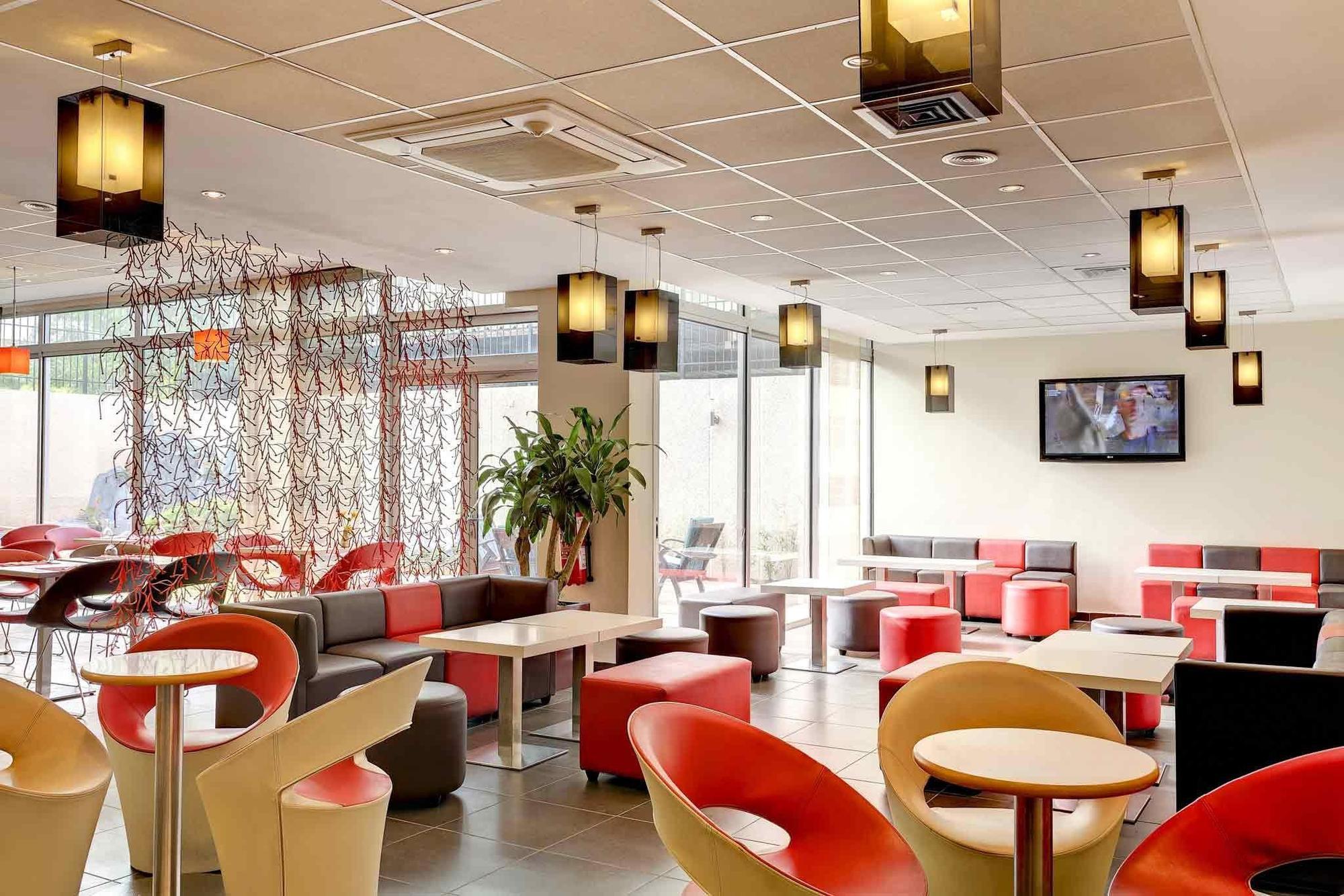 Ibis Styles Abidjan Plateau Hotel Buitenkant foto