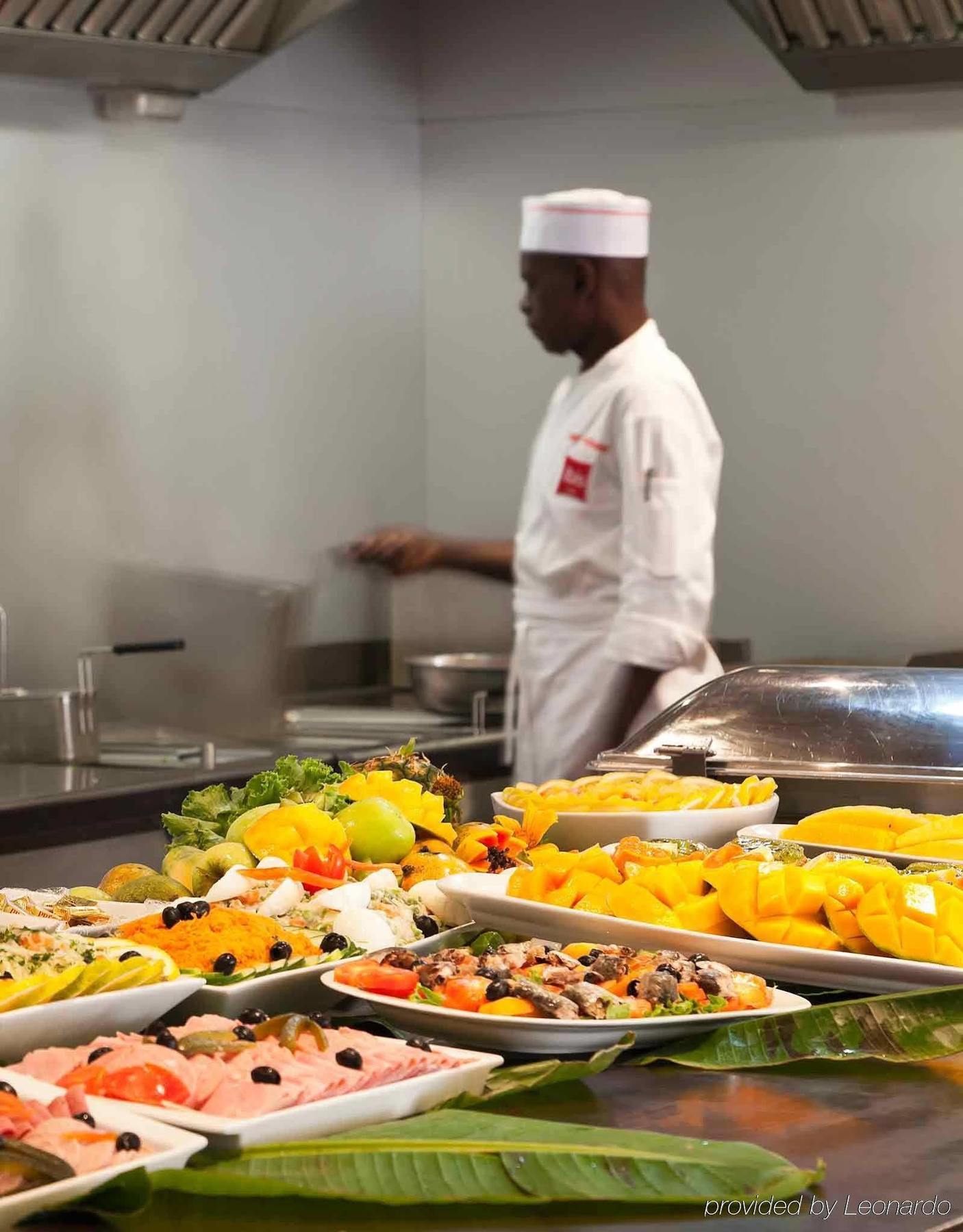 Ibis Styles Abidjan Plateau Hotel Buitenkant foto