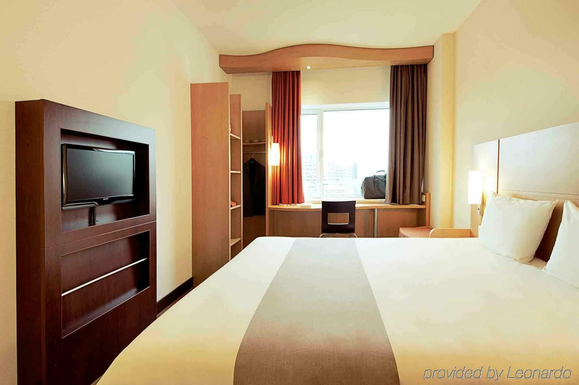 Ibis Styles Abidjan Plateau Hotel Buitenkant foto